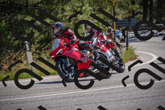 20250906113559-_5001535_am_