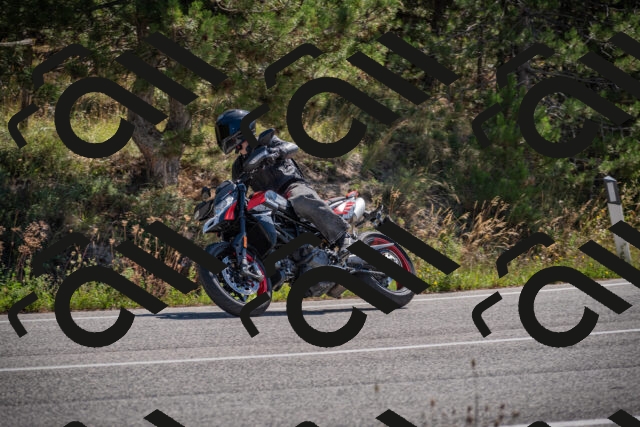 20250906113609-_5001544_am_