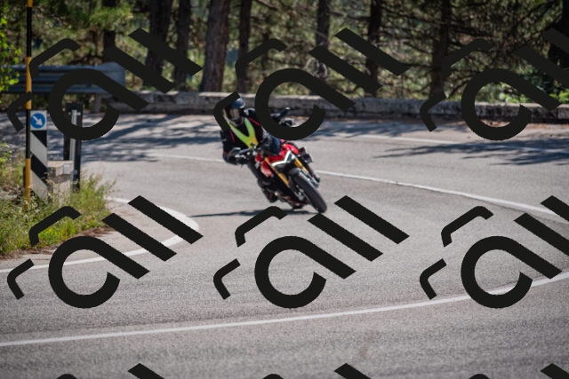 20250906113622-_5001546_am_