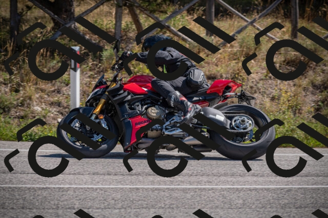 20250906113624-_5001549_am_