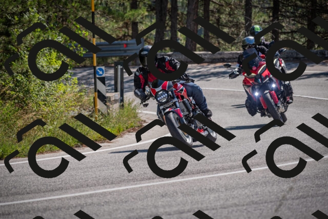 20250906113652-_5001557_am_