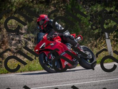 20250906113700-_5001564_am_