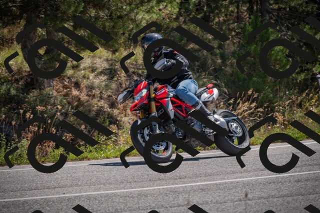 20250906113701-_5001565_am_