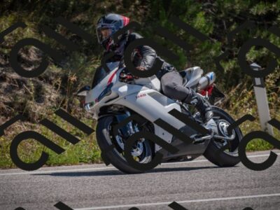 20250906113831-_5001587_am_