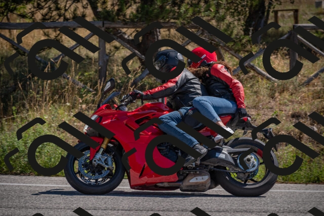 20250906113833-_5001590_am_