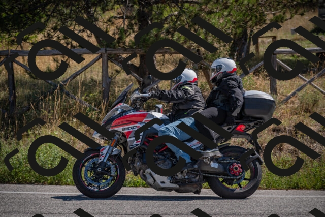 20250906113838-_5001593_am_