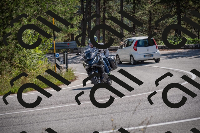 20250906114052-_5001613_am_