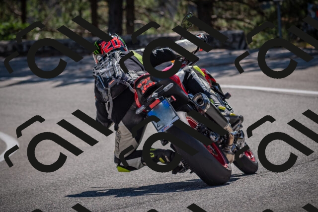 20250906114114-_5001628_am_