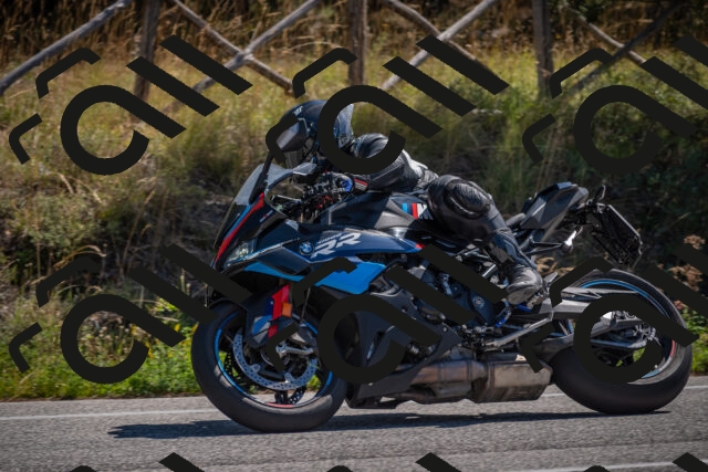 20250906114404-_5001645_am_