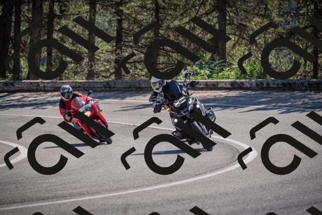 20250906114453-_5001653_am_