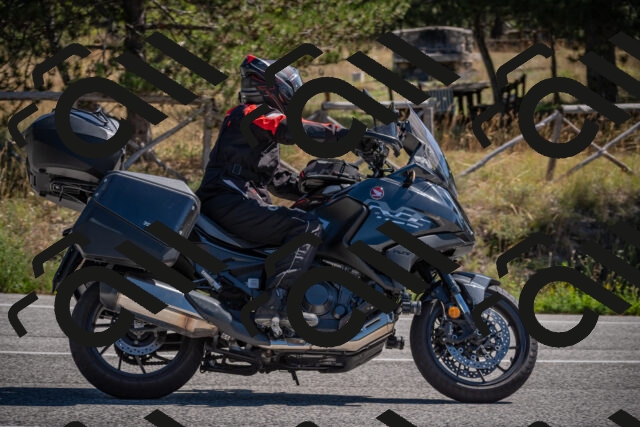 20250906114457-_5001658_am_