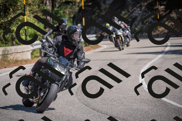 20250906114943-_5001690_am_