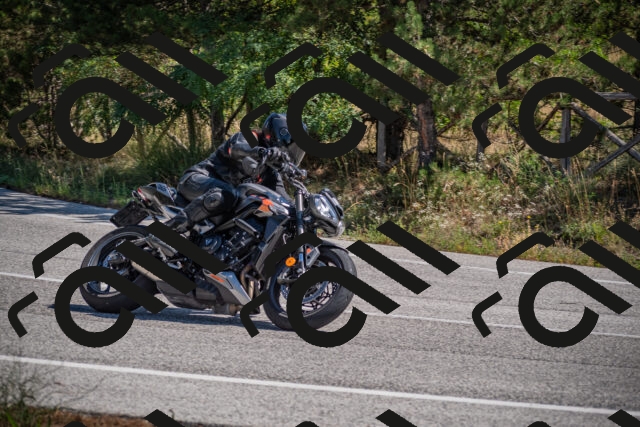 20250906114945-_5001693_am_