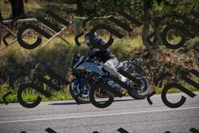 20250906115012-_5001712_am_