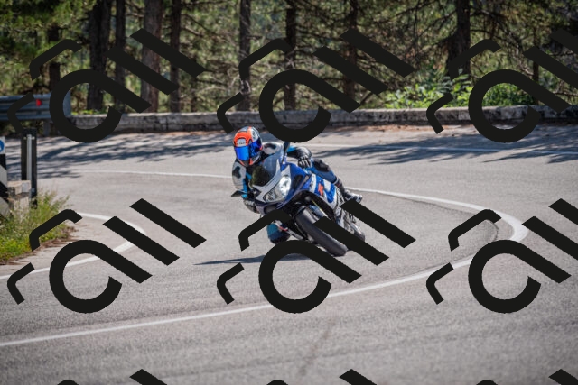 20250906115110-_5001717_am_