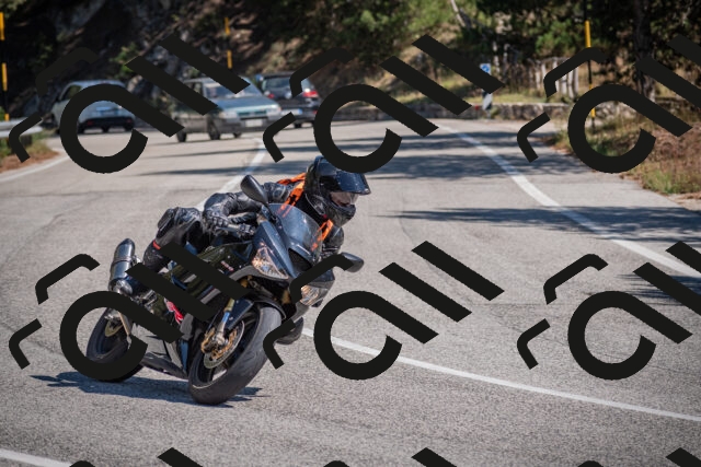 20250906115139-_5001721_am_