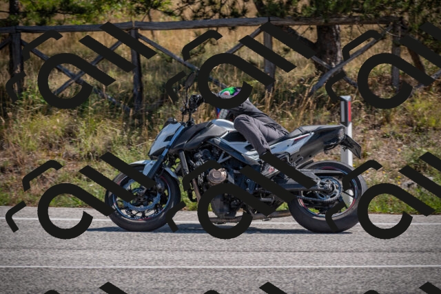 20250906115204-_5001733_am_