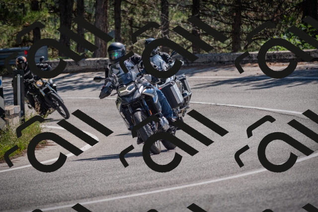 20250906115411-_5001740_am_