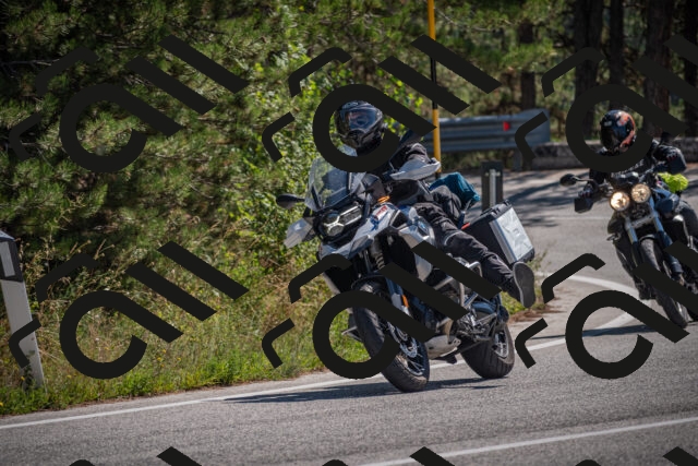 20250906115412-_5001742_am_