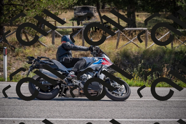 20250906115439-_5001757_am_