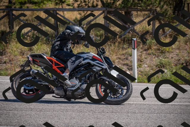 20250906115459-_5001764_am_