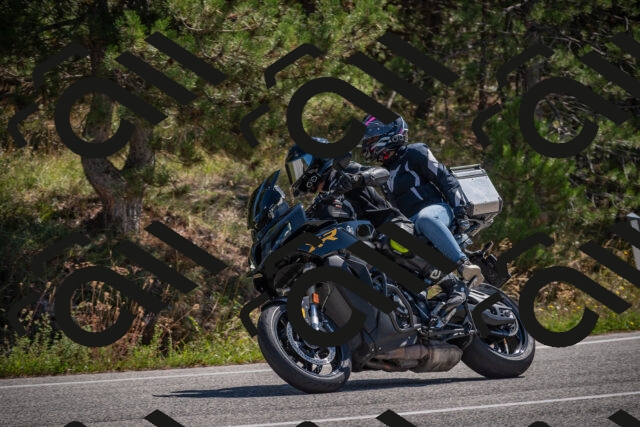 20250906115642-_5001786_am_