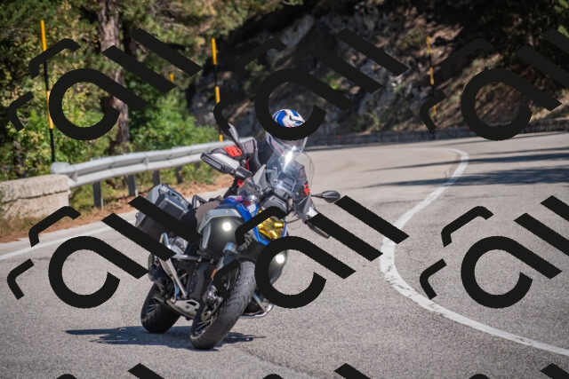 20250906115822-_5001805_am_