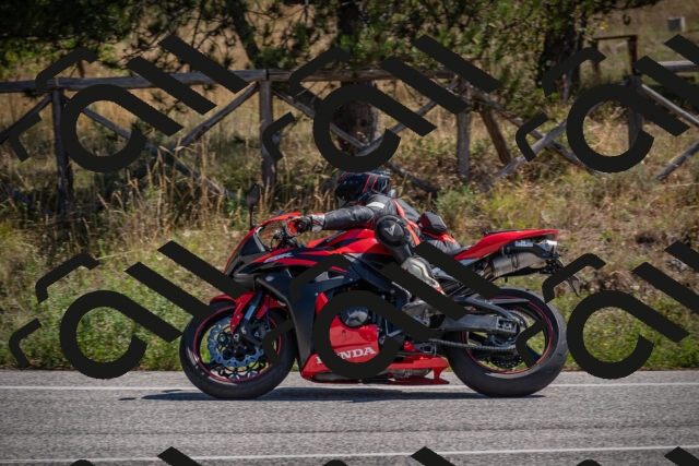 20250906120006-_5001819_am_