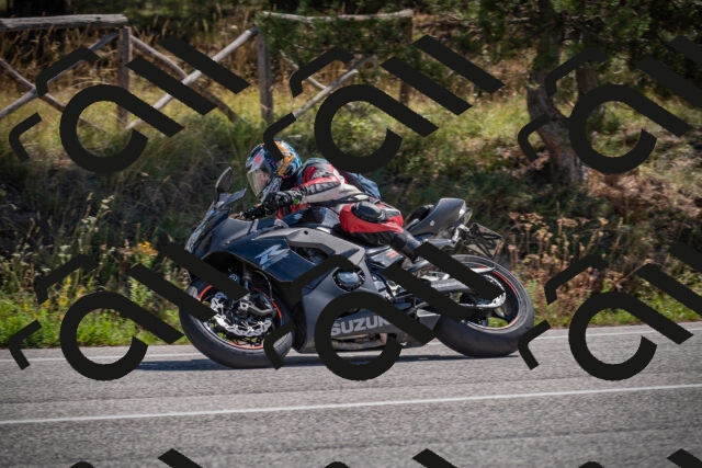 20250906120024-_5001826_am_