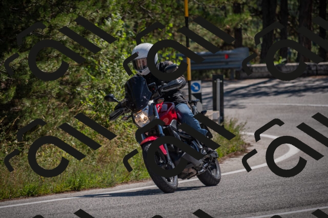 20250906120145-_5001844_am_