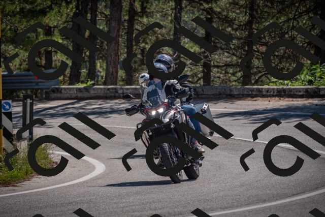 20250906120200-_5001847_am_