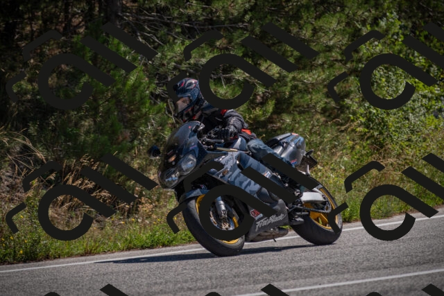 20250906120347-_5001854_am_