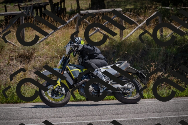 20250906120349-_5001856_am_