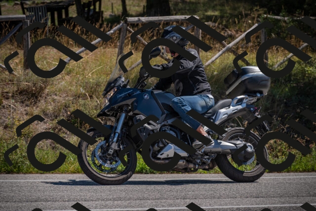 20250906120547-_5001872_am_