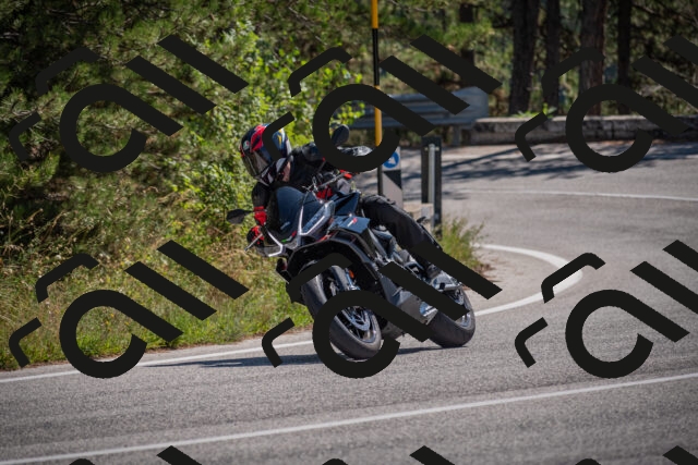 20250906120811-_5001893_am_