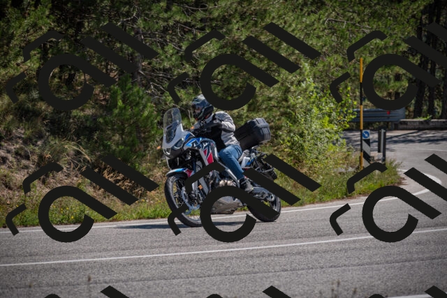 20250906120834-_5001902_am_