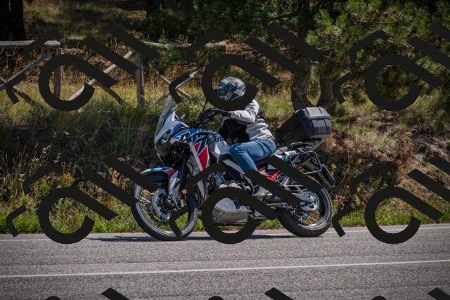 20250906120834-_5001903_am_