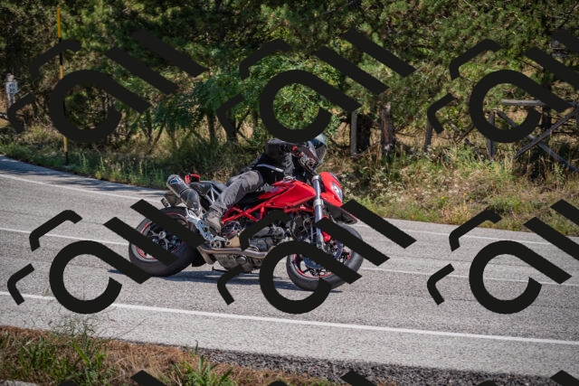 20250906121201-_5001931_am_