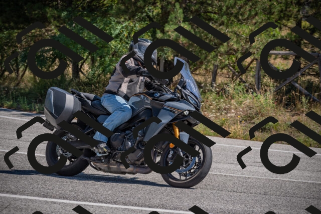 20250906121436-_5001946_am_