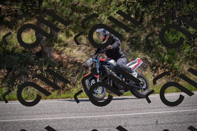 20250906121557-_5001958_am_