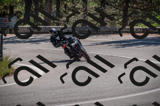 20250906121617-_5001960_am_