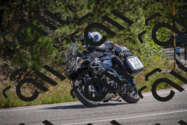 20250906121837-_5001972_am_