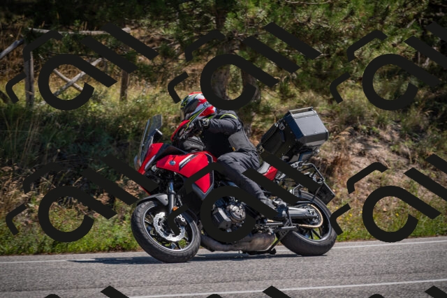 20250906121949-_5001976_am_