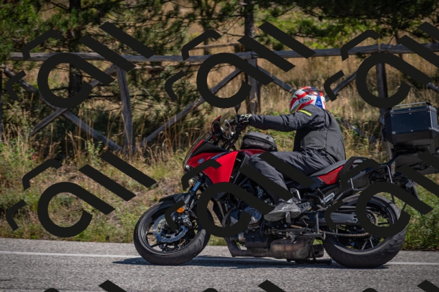 20250906121950-_5001978_am_