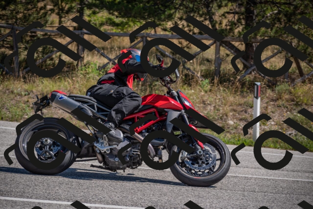 20250906121956-_5001982_am_