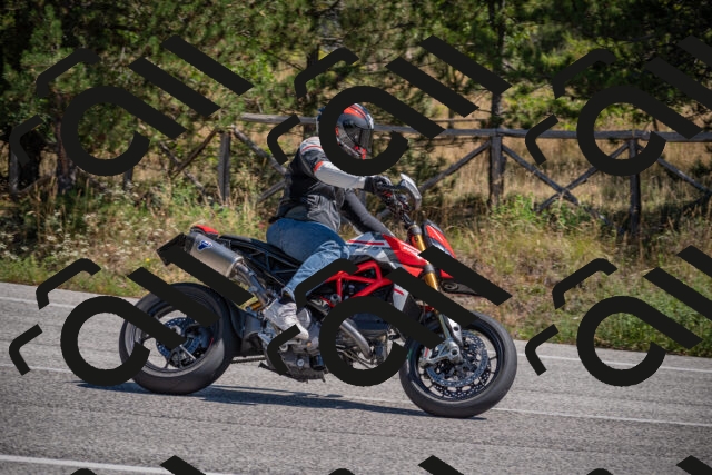 20250906121958-_5001986_am_