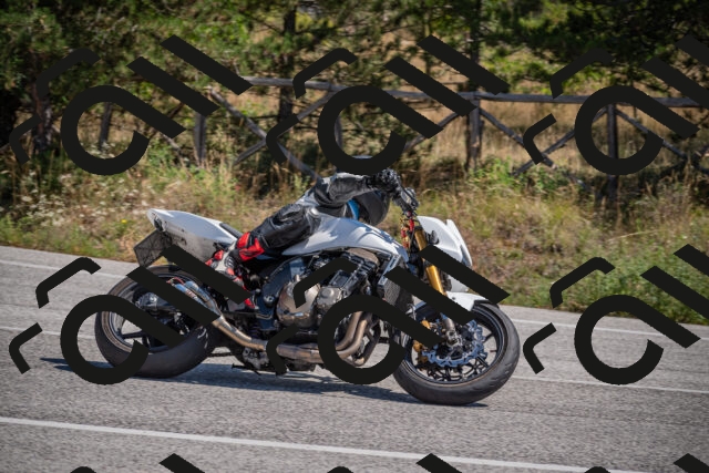 20250906122005-_5001991_am_