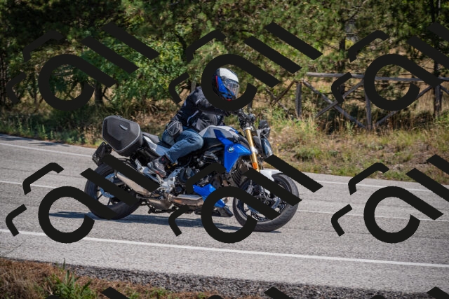 20250906122017-_5001999_am_