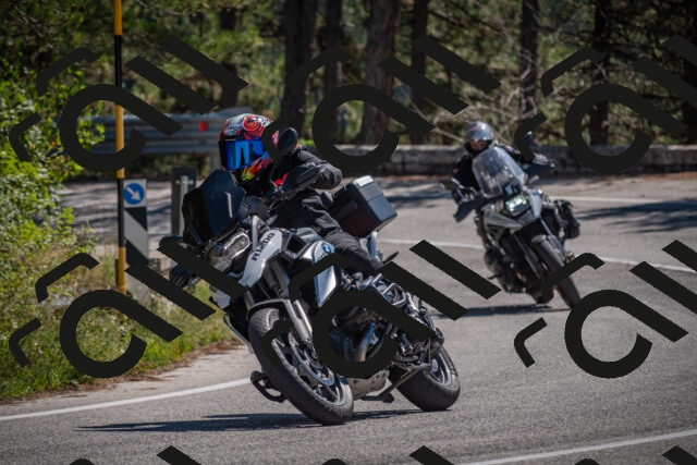 20250906122119-_5002005_am_