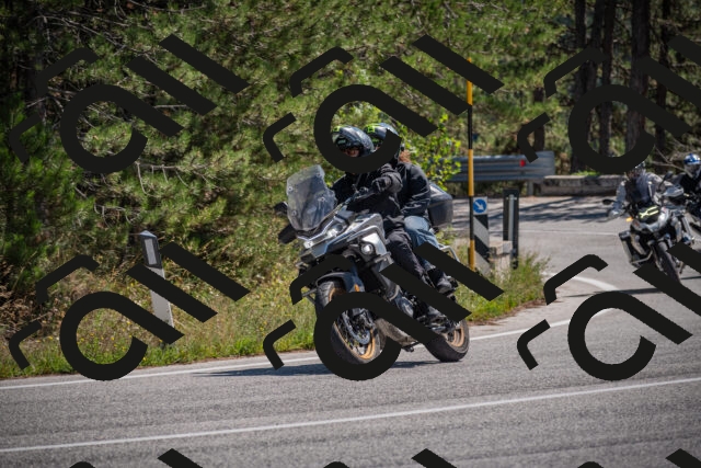 20250906122122-_5002009_am_